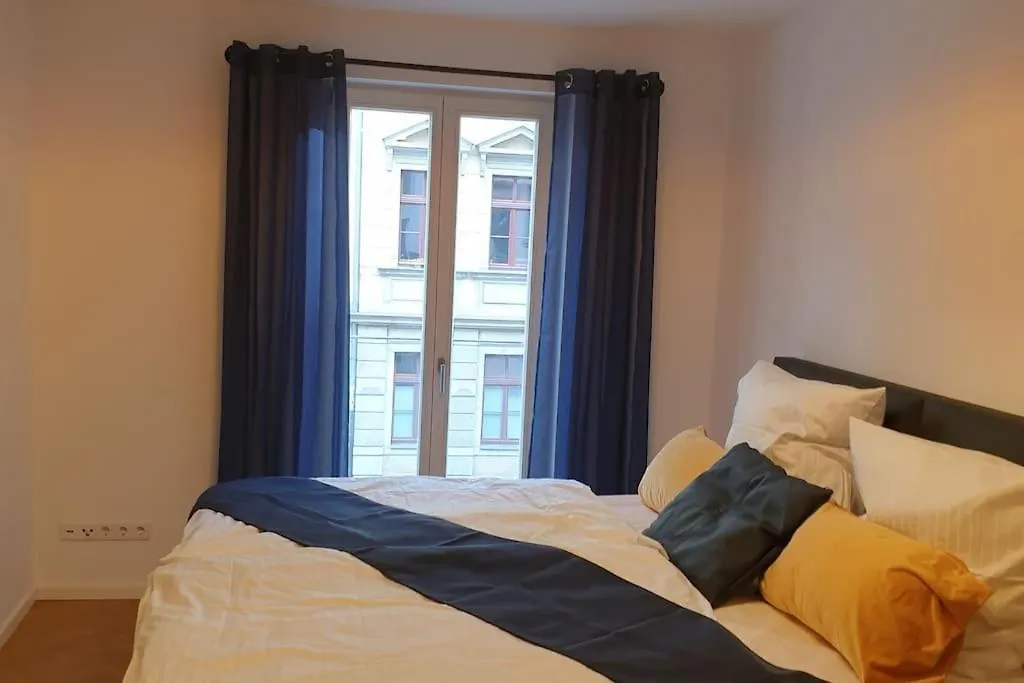 Luxuriose 3-Zi-Wohnung Im Zentrum, Grosser Balkon Dresde Appartement