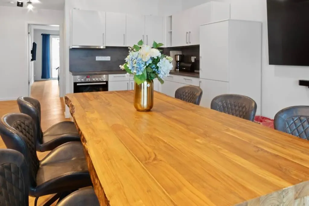 Appartement Luxuriose 3-Zi-Wohnung Im Zentrum, Grosser Balkon Dresde